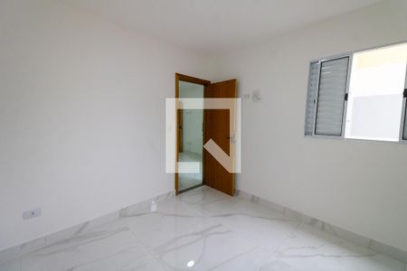 Quarto de apartamento para alugar com 2 quartos, 40m² em Vila Antonieta, São Paulo