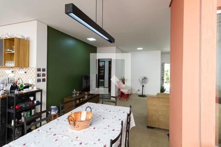 Sala  de casa à venda com 3 quartos, 170m² em Carlos Prates, Belo Horizonte