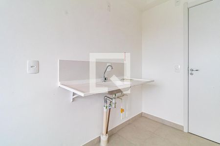 Cozinha de apartamento para alugar com 2 quartos, 32m² em Jardim Celeste, São Paulo