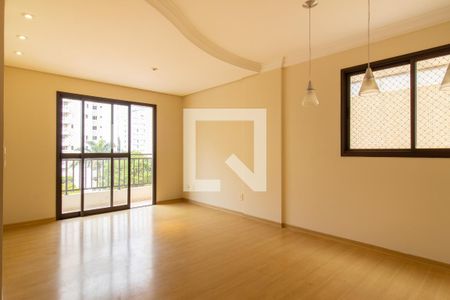 Apartamento à venda com 117m², 3 quartos e 2 vagasSala