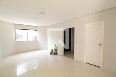 Sala 1 de casa para alugar com 3 quartos, 290m² em Jardim Karaíba, Uberlândia