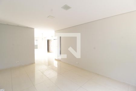 Sala 1 de casa para alugar com 3 quartos, 290m² em Jardim Karaíba, Uberlândia