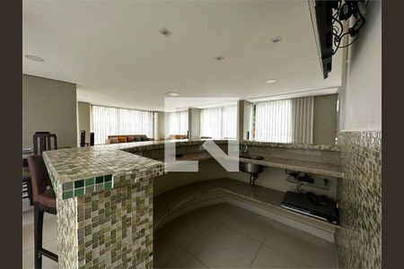 Apartamento à venda com 3 quartos, 127m² em Vila Suzana, São Paulo