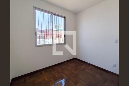 Apartamento à venda com 2 quartos, 70m² em Grajaú, Belo Horizonte