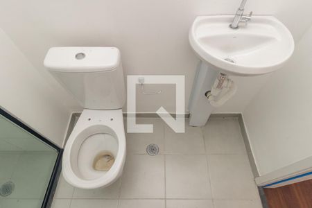 Banheiro de kitnet/studio para alugar com 1 quarto, 25m² em Vila Buarque, São Paulo