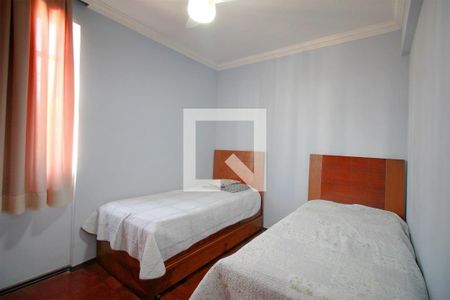 Apartamento à venda com 3 quartos, 110m² em Cachoeirinha, Belo Horizonte