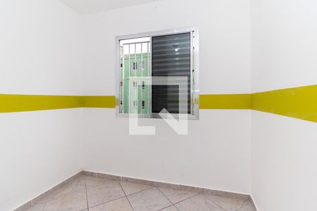 Quarto 1 de apartamento para alugar com 3 quartos, 56m² em Conjunto Residencial José Bonifácio, São Paulo