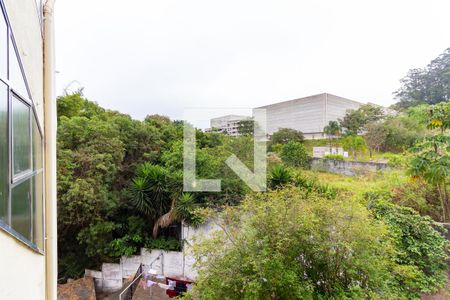 Vista da Sala de apartamento para alugar com 3 quartos, 56m² em Conjunto Residencial José Bonifácio, São Paulo