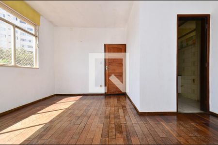 Sala de estar de apartamento para alugar com 2 quartos, 67m² em Floresta, Belo Horizonte