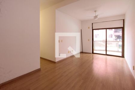 Sala de apartamento para alugar com 3 quartos, 123m² em Barra da Tijuca, Rio de Janeiro