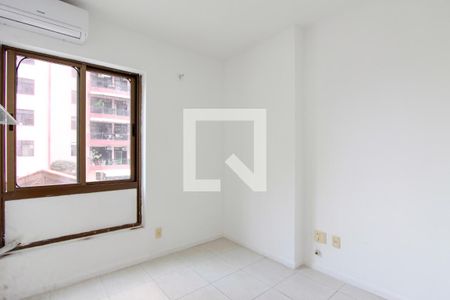 Quarto 1 de apartamento para alugar com 3 quartos, 123m² em Barra da Tijuca, Rio de Janeiro