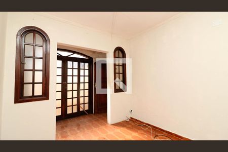 Sala de casa à venda com 5 quartos, 120m² em Vila Talarico, São Paulo