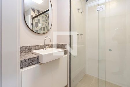 Banheiro de apartamento para alugar com 1 quarto, 31m² em Santo Amaro, São Paulo