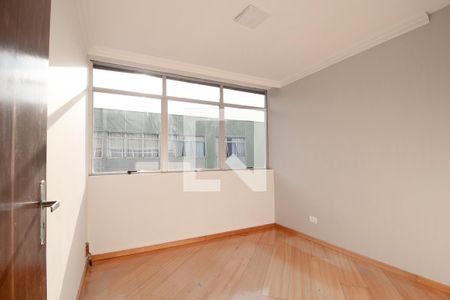 Quarto 1 de apartamento para alugar com 2 quartos, 62m² em Cidade Industrial de Curitiba, Curitiba