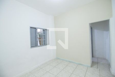 Sala/Quarto de casa para alugar com 1 quarto, 50m² em Vila Bertioga, São Paulo