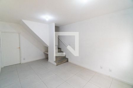 Sala de casa à venda com 3 quartos, 74m² em Vila Mascote, São Paulo