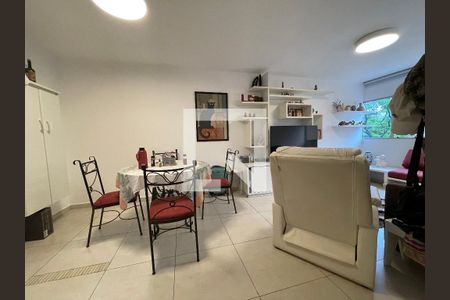 Sala de apartamento à venda com 1 quarto, 84m² em Vila Pirajussara, São Paulo