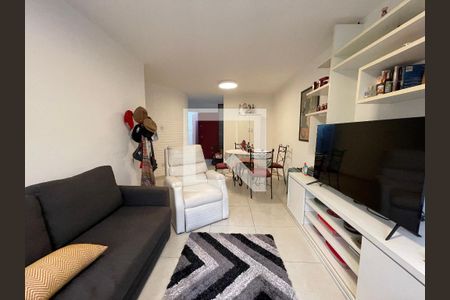 Sala de apartamento à venda com 1 quarto, 84m² em Vila Pirajussara, São Paulo