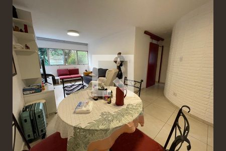 Sala de apartamento à venda com 1 quarto, 84m² em Vila Pirajussara, São Paulo