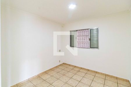 Quarto 02 de casa para alugar com 3 quartos, 238m² em Vila Dalva, São Paulo