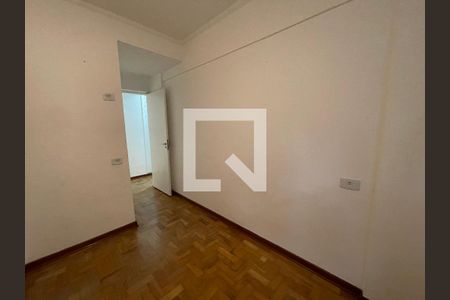 Quarto 1 de apartamento para alugar com 3 quartos, 74m² em Vila Pirajussara, São Paulo