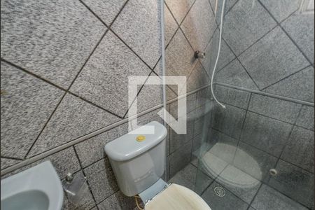 Banheiro de apartamento para alugar com 1 quarto, 50m² em Jardim Vila Rica, Santo André