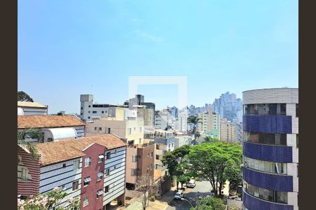 Apartamento à venda com 4 quartos, 115m² em Buritis, Belo Horizonte