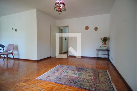 Sala de casa para alugar com 3 quartos, 300m² em Boa Vista, Porto Alegre