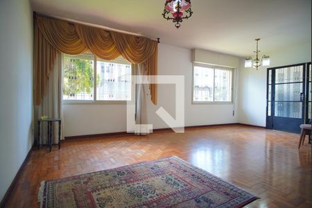 Sala de casa para alugar com 3 quartos, 200m² em Boa Vista, Porto Alegre