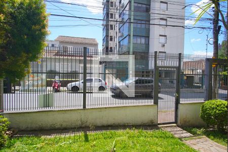 Sala - Vista de casa para alugar com 3 quartos, 300m² em Boa Vista, Porto Alegre