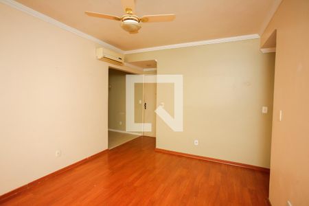 Sala de apartamento à venda com 2 quartos, 58m² em Vila Jardim, Porto Alegre