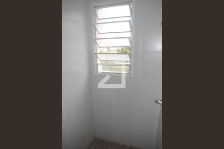 Banheiro da Suíte de apartamento para alugar com 2 quartos, 50m² em Jardim das Margaridas, Salvador