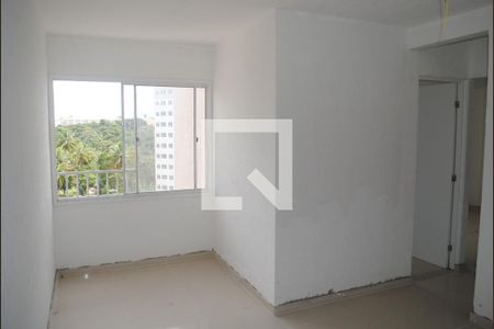 Sala de apartamento para alugar com 2 quartos, 50m² em Jardim das Margaridas, Salvador