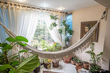 Sala de apartamento para alugar com 2 quartos, 72m² em Laranjeiras, Rio de Janeiro