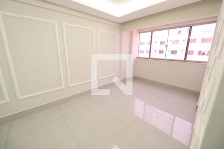 Sala de apartamento para alugar com 3 quartos, 70m² em Jardim Maria Inês, Aparecida de Goiânia