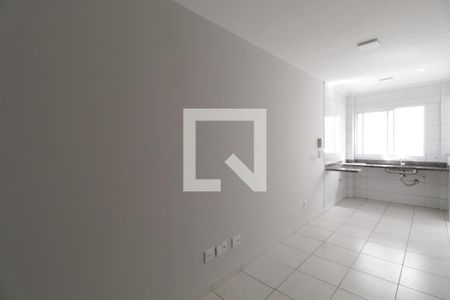 Sala de apartamento para alugar com 2 quartos, 44m² em Nova Uberlândia, Uberlândia