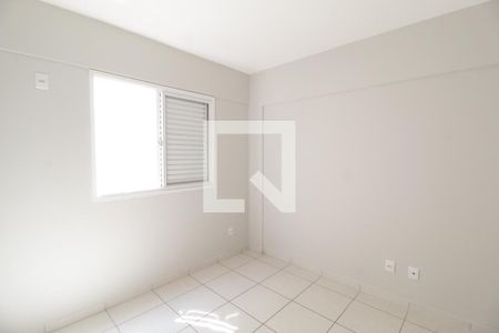 Quarto 1 de apartamento para alugar com 2 quartos, 44m² em Nova Uberlândia, Uberlândia