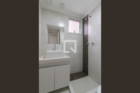 Banheiro da Suíte de apartamento à venda com 3 quartos, 68m² em Vila das Bandeiras, Guarulhos