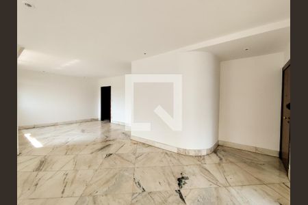 Apartamento para alugar com 4 quartos, 240m² em Serra, Belo Horizonte