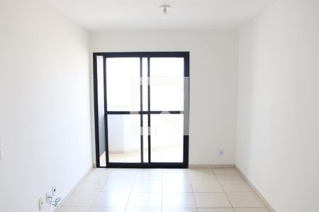 Sala de apartamento para alugar com 3 quartos, 77m² em Vila Maria Jose, Goiânia