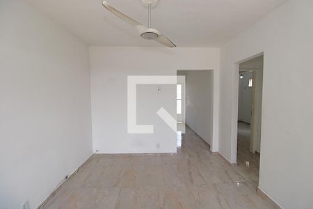 Sala de casa para alugar com 2 quartos, 130m² em Irajá, Rio de Janeiro