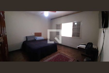 Casa à venda com 400m², 3 quartos e 4 vagas Casa à venda com 400m², 3 quartos e 4 vagasQuarto 3