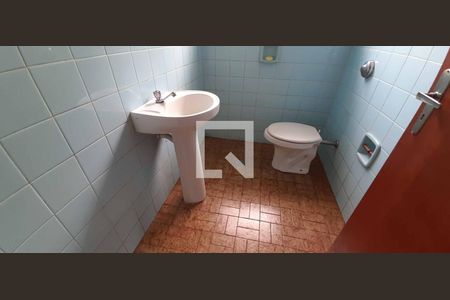 Casa à venda com 400m², 3 quartos e 4 vagas Casa à venda com 400m², 3 quartos e 4 vagasEdícula