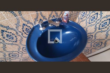 Casa à venda com 400m², 3 quartos e 4 vagas Casa à venda com 400m², 3 quartos e 4 vagasBanheiro 1