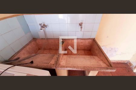 Casa à venda com 400m², 3 quartos e 4 vagas Casa à venda com 400m², 3 quartos e 4 vagasÁrea de Serviço