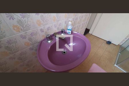 Casa à venda com 400m², 3 quartos e 4 vagas Casa à venda com 400m², 3 quartos e 4 vagasBanheiro 2