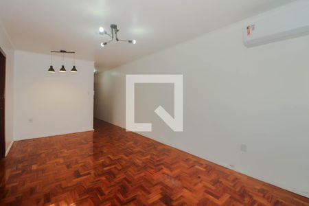 Sala de apartamento à venda com 3 quartos, 102m² em Santa Maria Goretti, Porto Alegre