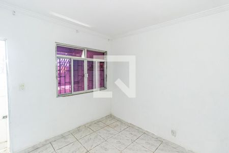 Sala de casa para alugar com 3 quartos, 90m² em Brás de Pina, Rio de Janeiro