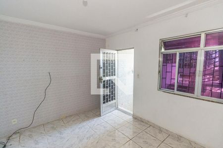 Sala de casa para alugar com 3 quartos, 90m² em Brás de Pina, Rio de Janeiro