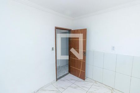 Sala 2 de casa para alugar com 3 quartos, 90m² em Brás de Pina, Rio de Janeiro